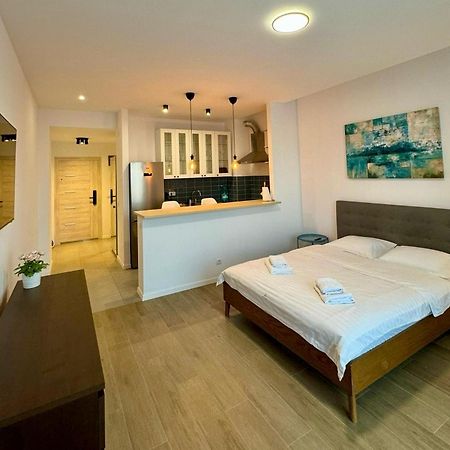 Ferienwohnung Cez Studio Mamaia Nord Năvodari Exterior foto